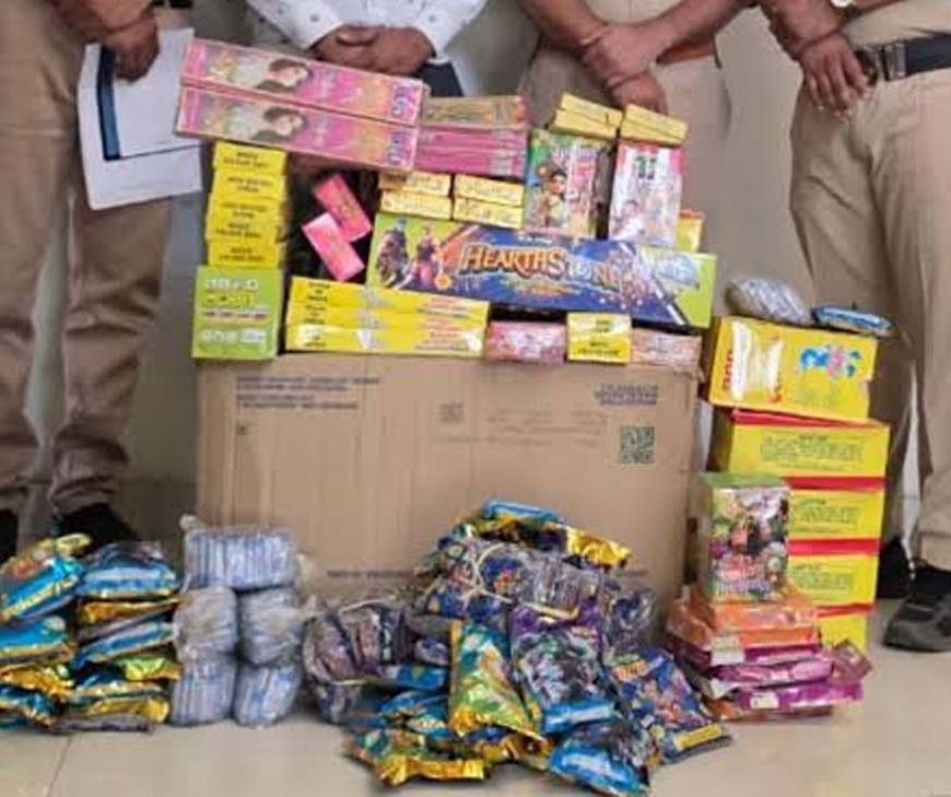 MP में अवैध पटाखों के भंडारण और बिक्री पर पुलिस की बड़ी कार्रवाई