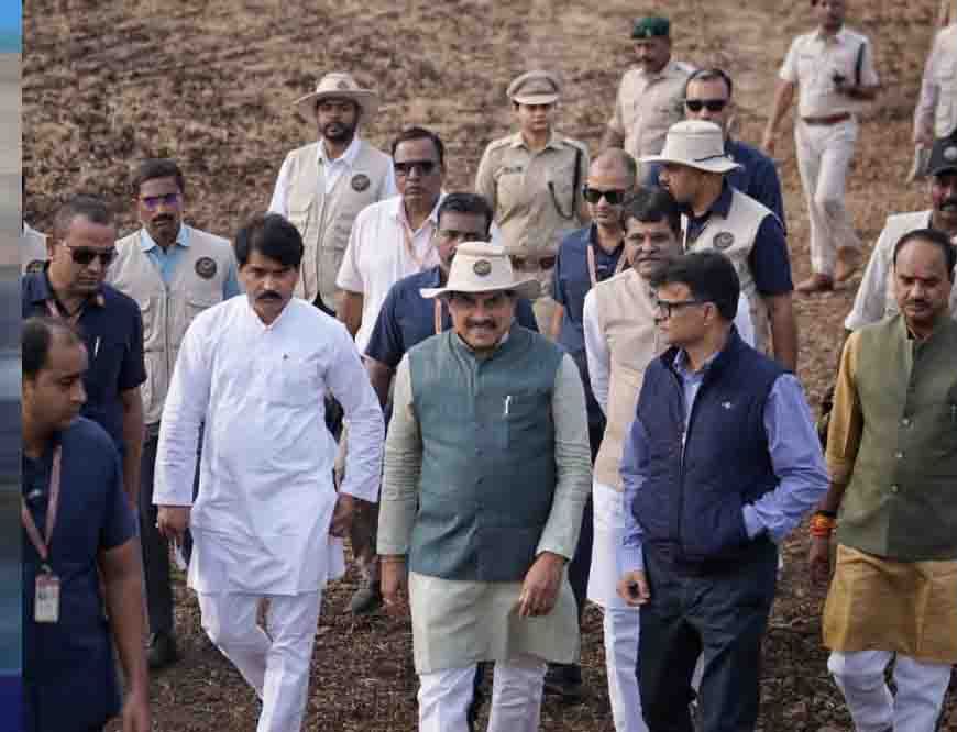 सीएम डॉ. मोहन यादव बोमा स्थल पहुंचे, कृष्णमृग और नीलगायों के स्थानांतरण अभियान का किया निरीक्षण