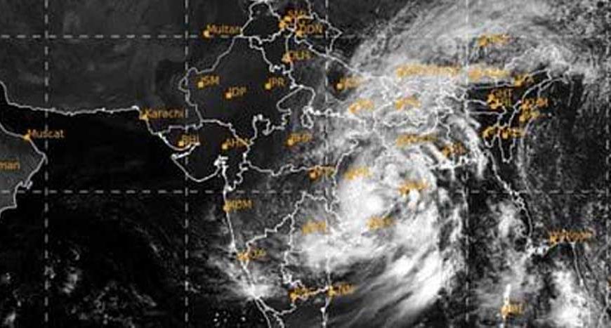 चक्रवात ‘अर्नब’ का छत्तीसगढ़ में असर, भारी बारिश और तेज हवाओं की चेतावनी, किसानों को सतर्क रहने की सलाह