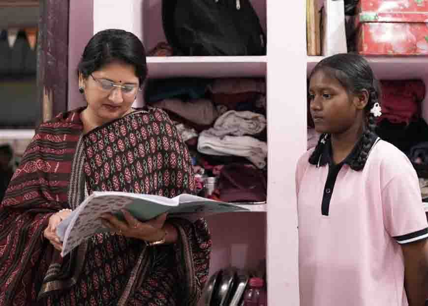 बच्चों की सुरक्षा के साथ व्यक्तित्व विकास पर देना होगा जोर:- डॉ वर्णिका शर्मा