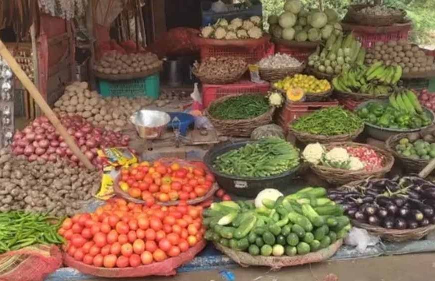 दिवाली से पहले सब्जियों के दामों में उछाल, लहसुन ₹350 और मटर ₹200 किलो पहुंची