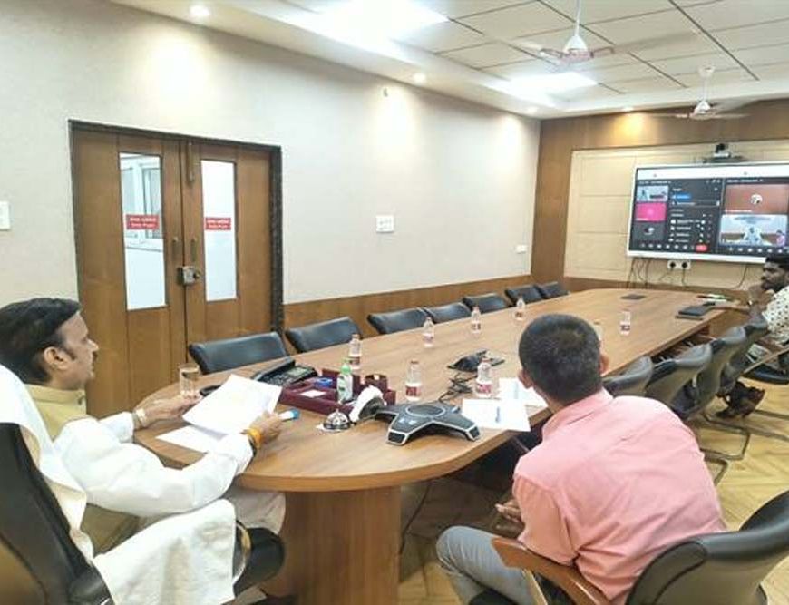 बंधपत्रित चिकित्सकों से मजबूत होंगी स्वास्थ्य सेवाएं