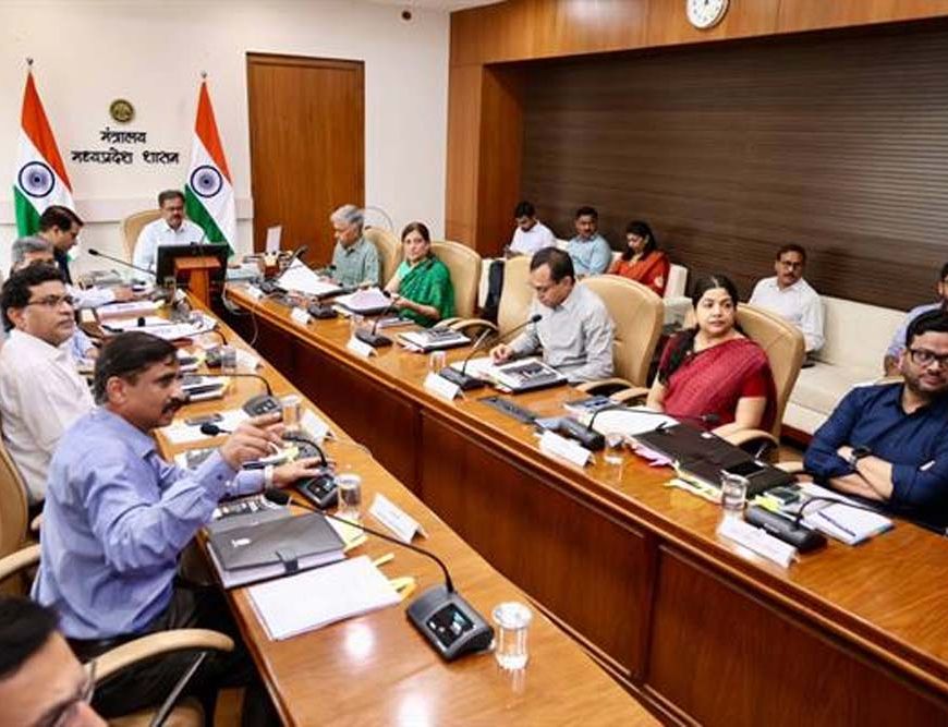 सभी विभाग संवेदनशीलता और समन्वय से निर्धारित अवधि में जनगणना संबंधी कार्य करें : मुख्य सचिव बर्णवाल