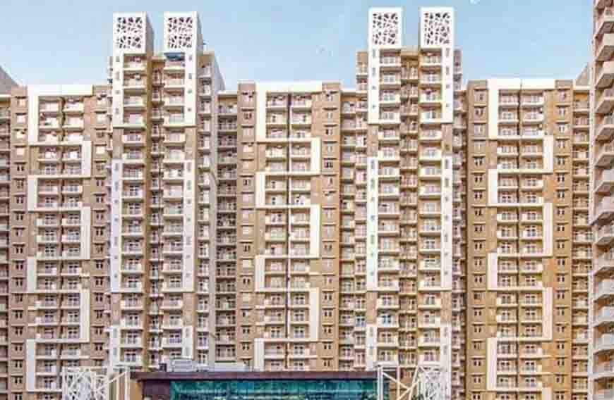 ग्रेटर नोएडा में दर्दनाक हादसा, 23वीं मंजिल से गिरकर पिता-पुत्र की मौत
