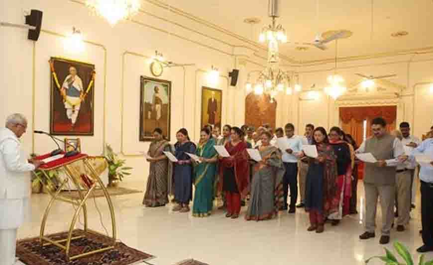 राज्यपाल मंगुभाई पटेल ने राष्ट्रीय एकता दिवस पर दिलाई एकता की शपथ, लोकभवन में मनाई सरदार पटेल की जयंती