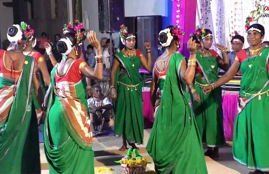 बलौदाबाजार में लोक नर्तक दलों ने सुआ नृत्य से मोहा दर्शकों का मन
