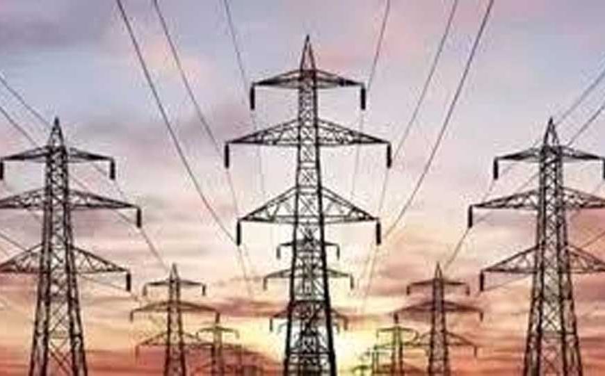 विद्युत आपूर्ति को बेहतर बनाने और उपभोक्ता सेवाओं में निरंतरता के लिए ओपन टेंडर की प्रक्रिया