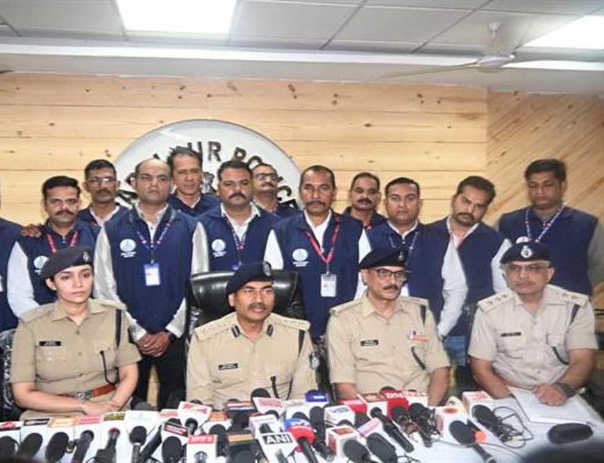मध्यप्रदेश पुलिस की बड़ी कार्रवाई: कंटेनर में छिपाकर ले जाया जा रहा 871 किलो से अधिक गांजा जब्त, दो आरोपी गिरफ्तार